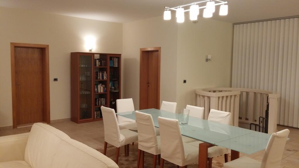 Apartments On Gorana Pavlova 24 Sutivan ภายนอก รูปภาพ